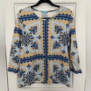 J. McLaughlin Catalina 3/4 Sleeve Tan Blue Pattern Soft Comfy Classic Blouse Top